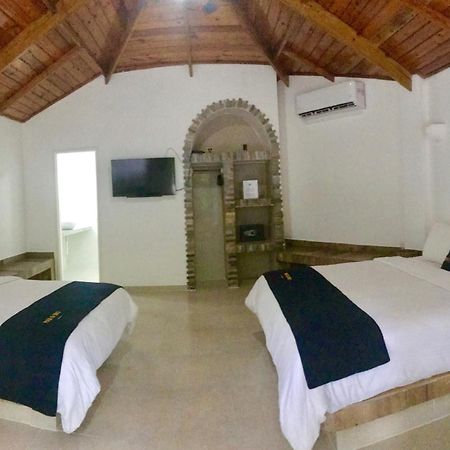 Mar Y Oro Hotel Contadora Island Szoba fotó